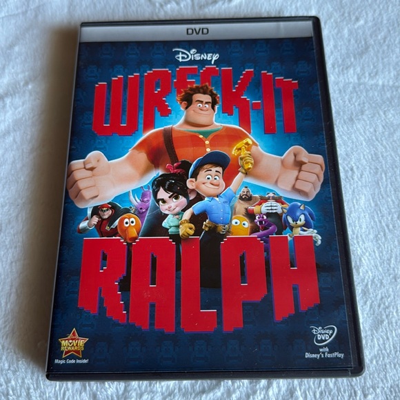 DVD -  Wreck it Ralph - Picture 1 of 3